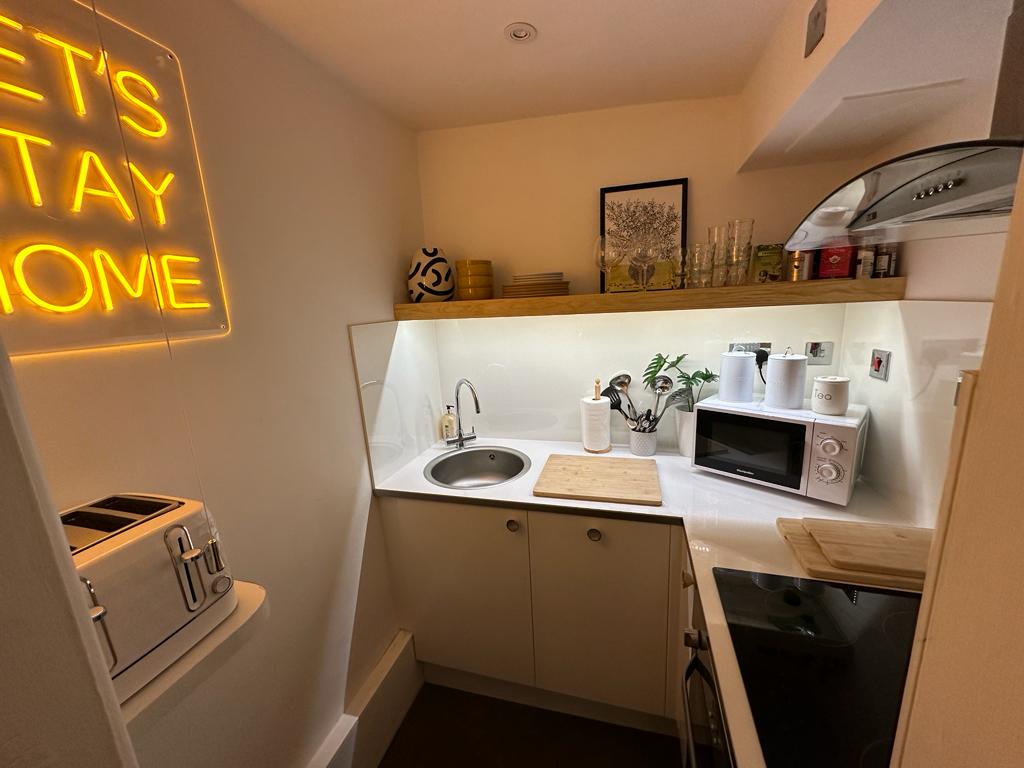 Cambray Apartment Kitchen